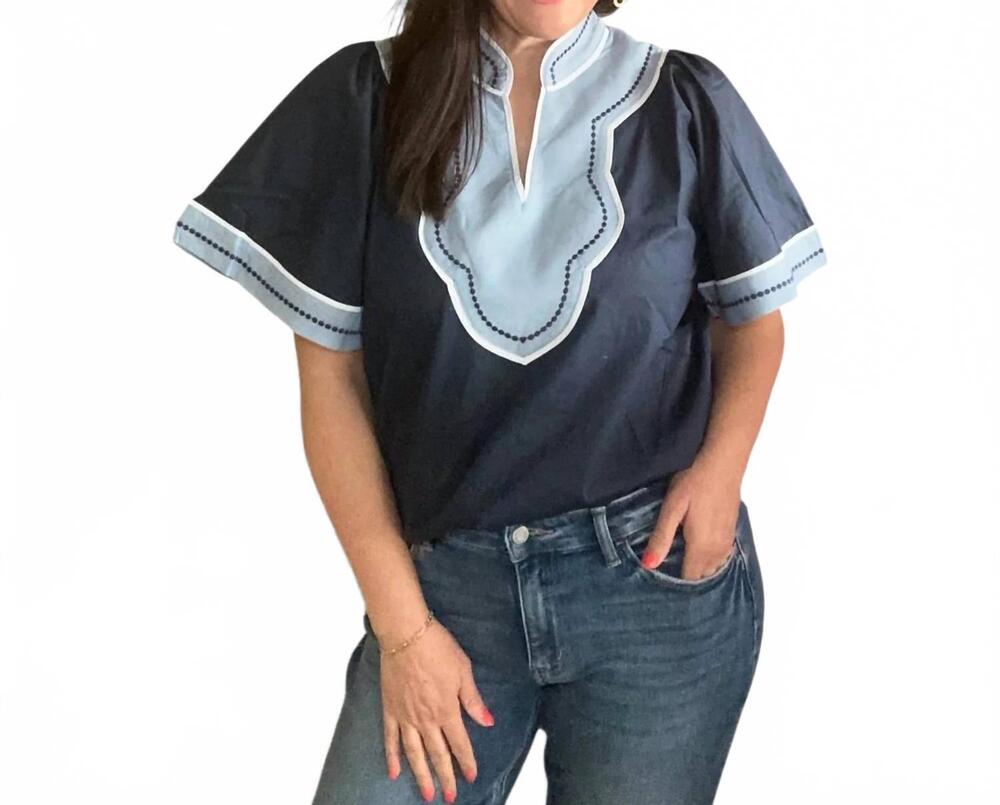 NEW THML wide sleeve contrast trim v-neck top in navy